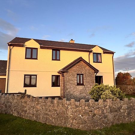 4 Bedroom Detached Farmhouse Mountain Views Beaumaris Exteriér fotografie